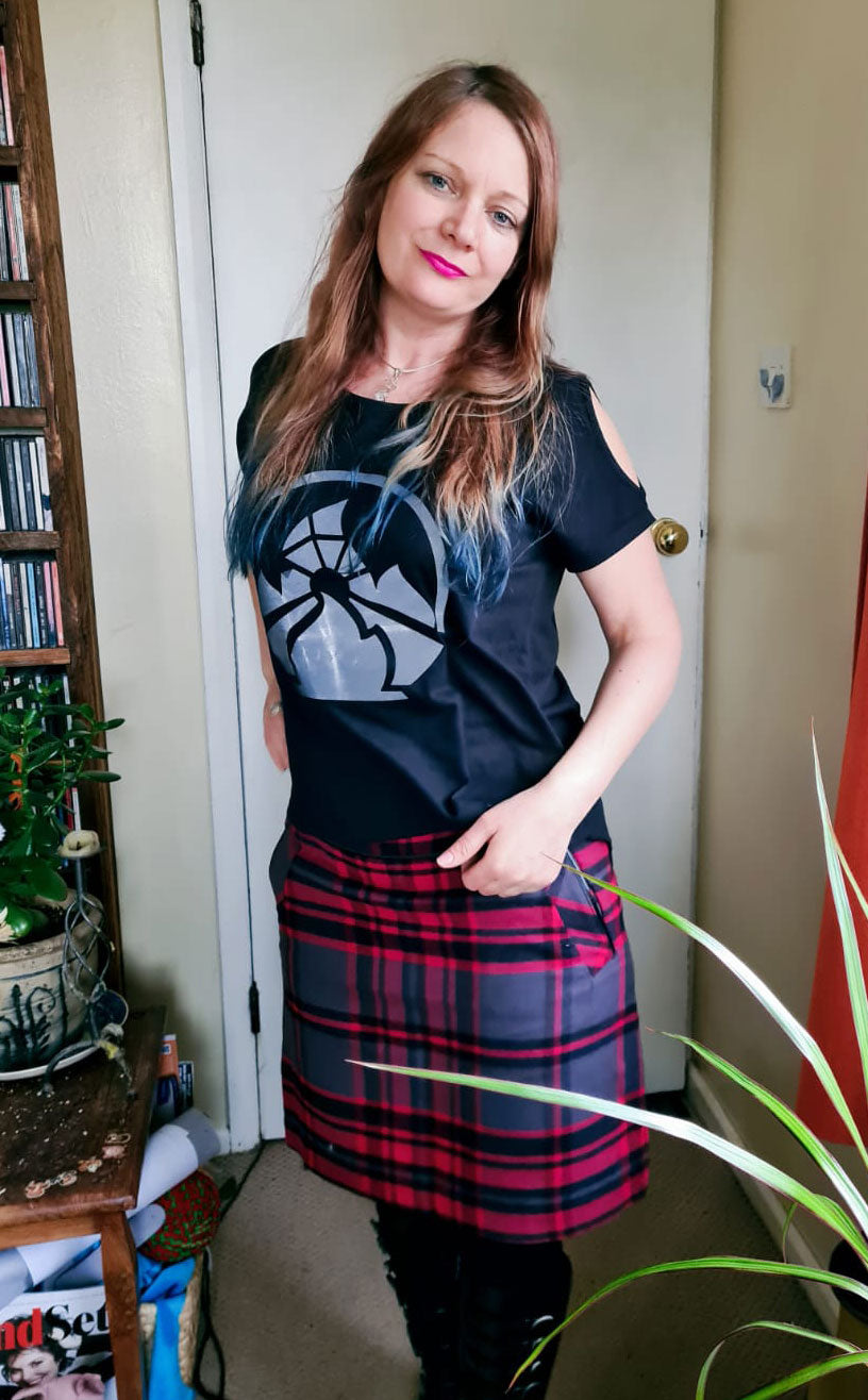 CoB Cold Shoulder Tee 2021